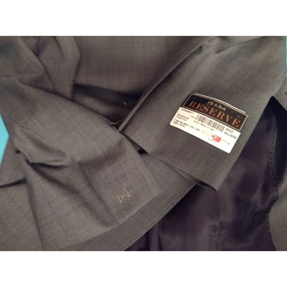 NWT Joseph A Bank Sport Coat 42L Gray 100% Wool